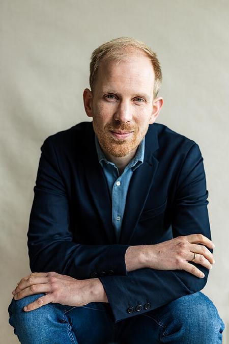 Rutger Bregman, Foto: Maartje ter Horst, Rutger Bregman (2024), CC BY 4.0, via Wikimedia Commons